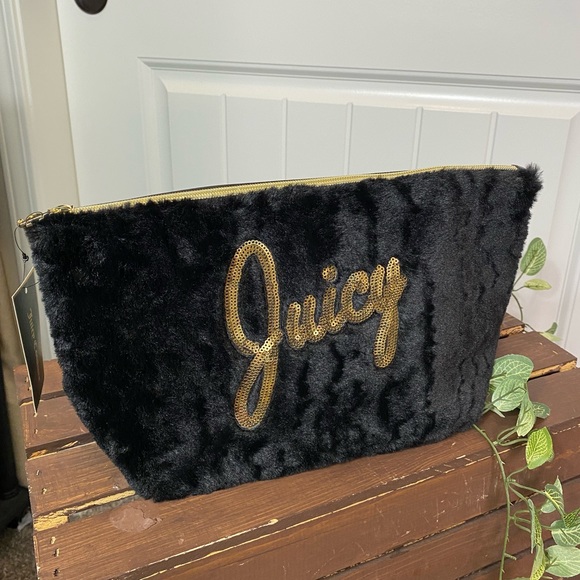 New! Juicy Couture Black Faux Fur Cosmetic Bag - Picture 5 of 15